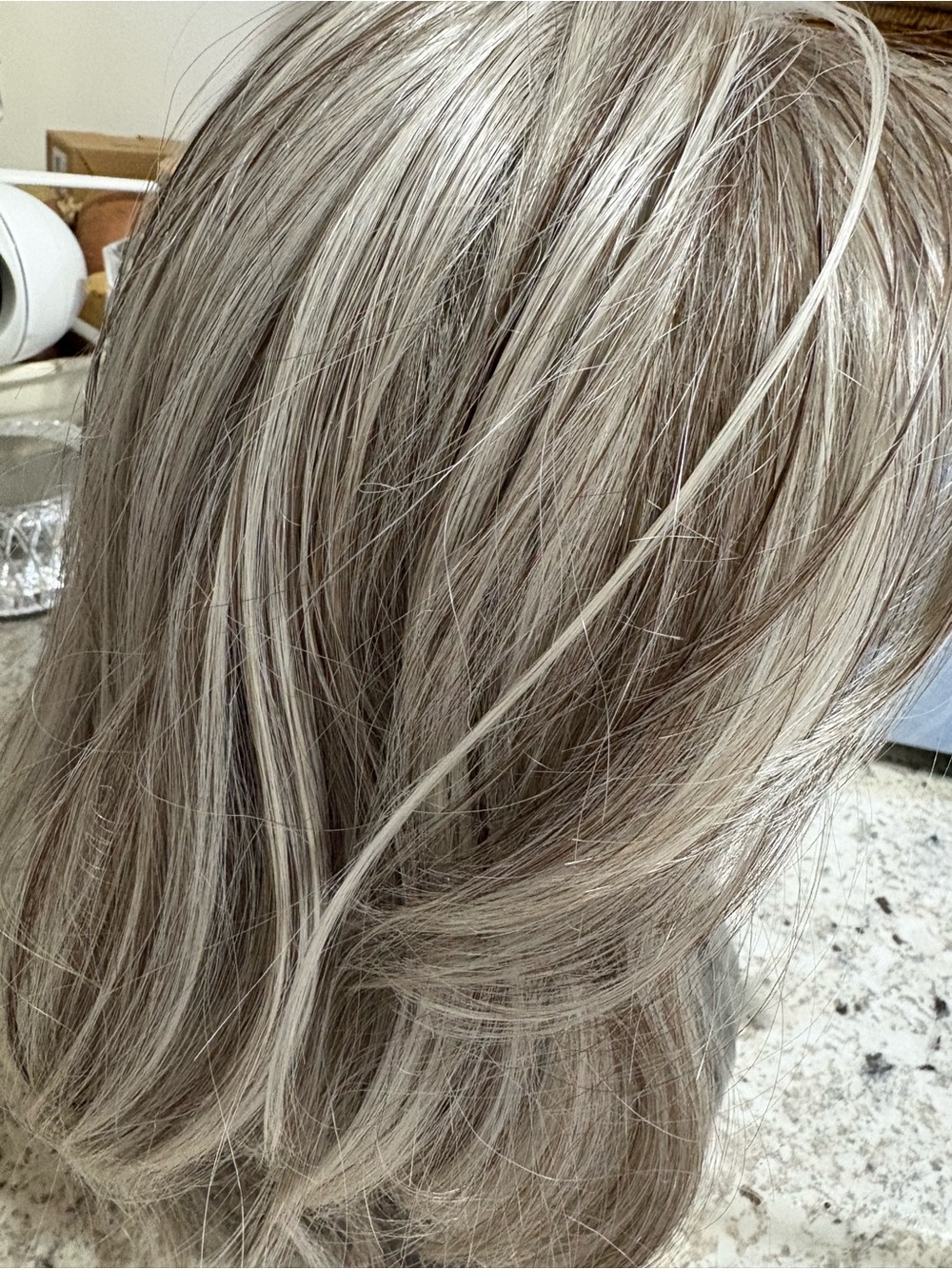 HOLLIE PETITE by Jon Renau - Oyster Light Grey Short Bob Wig - Picture 6 of 10